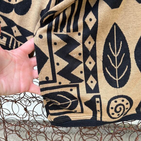 Vintage Top Notch black tan geometric Egyptian print sweater - Picture 2 of 6